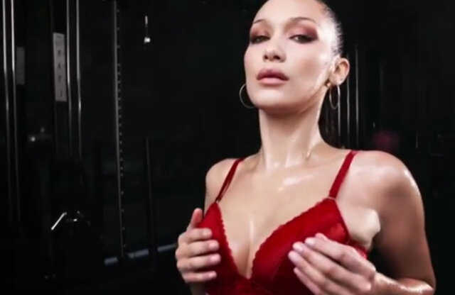 Bella Hadid kırmızı iç çamaşırıyla kamera karşısında! 10 bella hadid kirmizi ic camasiriyla kamera karsisinda 9