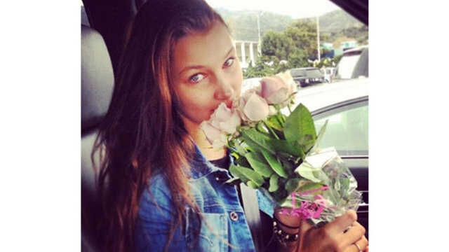 Bella Hadid'den çıplak paylaşım! 5 bella hadidden ciplak paylasim 4