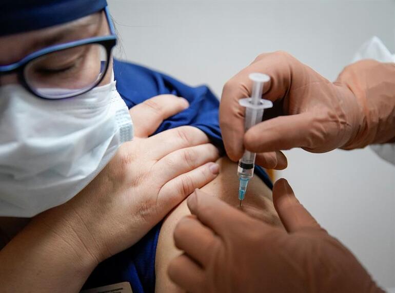 BioNTech aşısında flaş gelişme: Güney Afrika mutasyonu karşısında çok daha az etkili