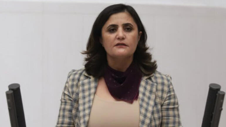 Gara'ya giden HDP'li vekilin ismini açıkladı 2 Bakan Soylu, Garaya giden HDPli vekilin ismini açıkladı