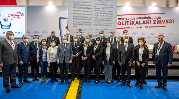CHP’li 11 büyükşehir belediye başkanı ‘Su Manifestosu’ açıkladı