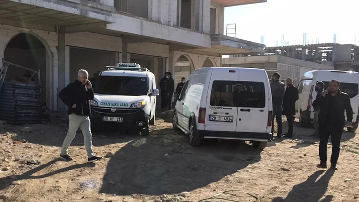 Denizli’de kardeş katliamı! İnşaatta birlikte çalıştığı iki kardeşini vurarak öldürdü
