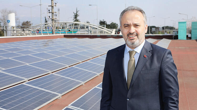 Metro durakları enerji istasyonuna dönüşüyor