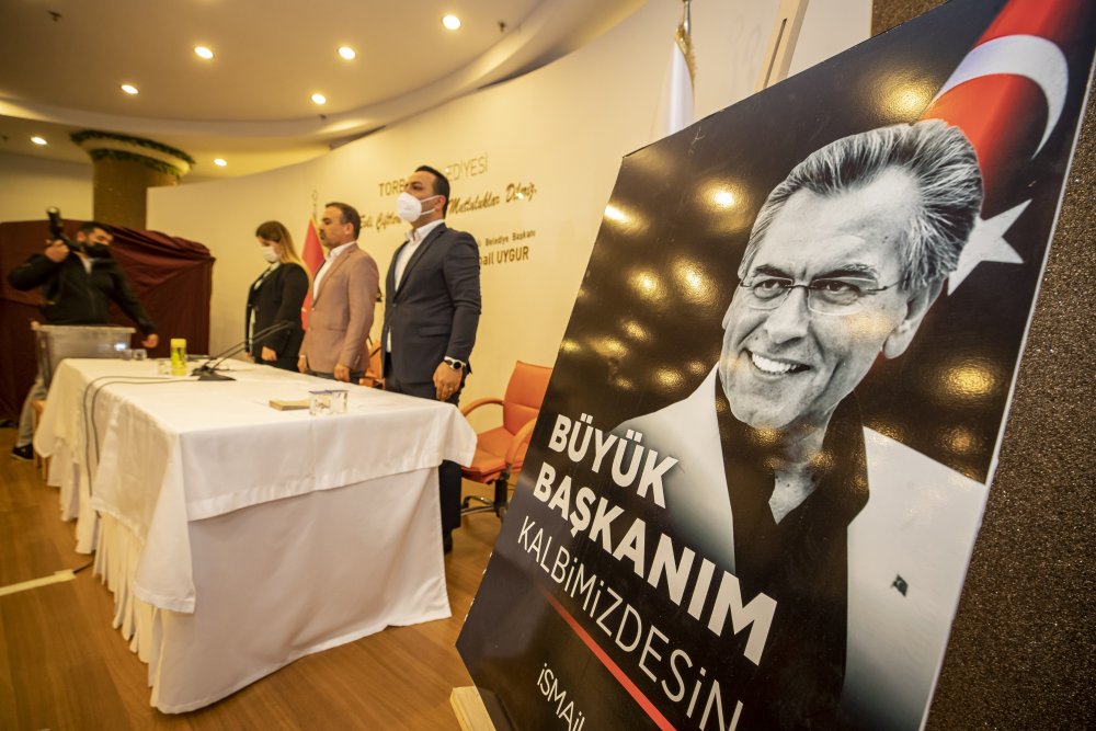 CHP,nin yine fire verdiği Oylamada Mithat Tekin Belediye Başkanı oldu AK Parti, seçimi mahkemeye taşıyacak!