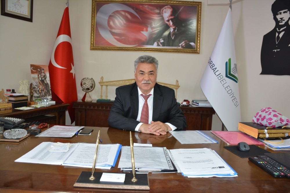 CHP,nin yine fire verdiği Oylamada Mithat Tekin Belediye Başkanı oldu AK Parti, seçimi mahkemeye taşıyacak! 1 torbali belediye baskan vekili mithat tekin 1598444120972