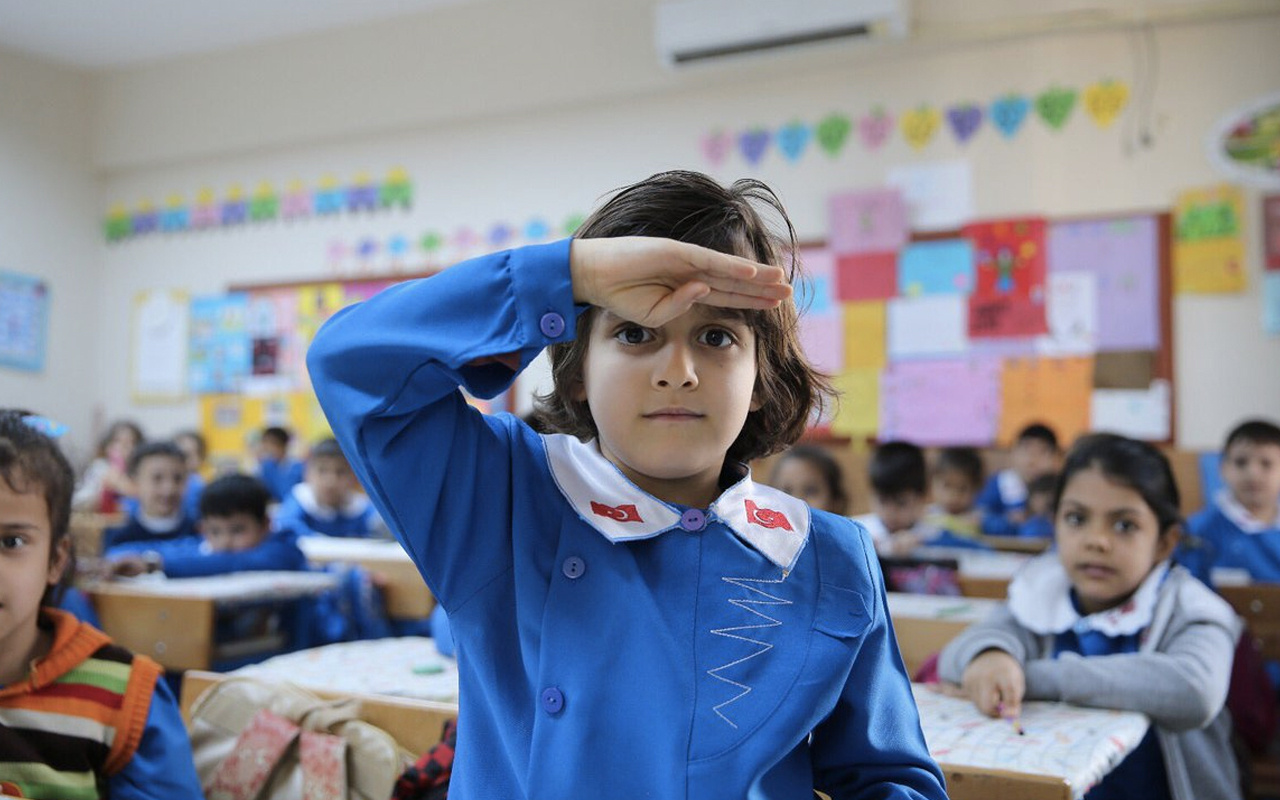 İlkokul kaçıncı sınıfa kadar 2021 yarın hangi sınıflar okula gidecek?