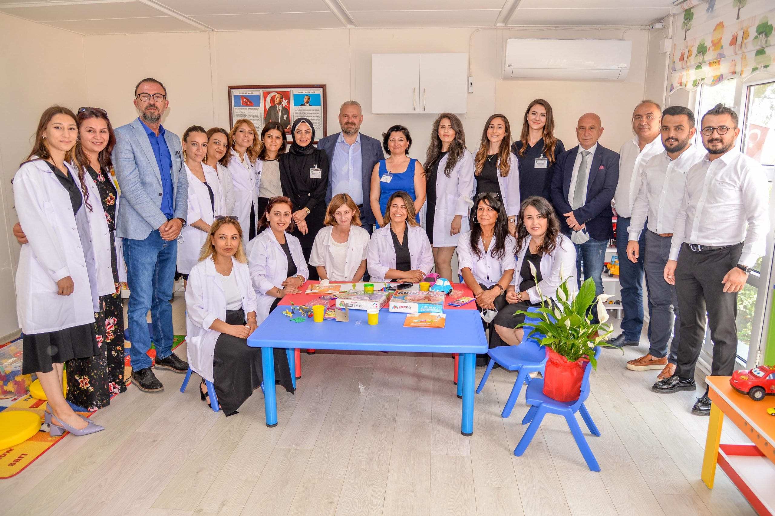 PEHLİVAN’DAN ÖĞRETMENLER GÜNÜ MESAJI: ‘GELECEK NESİLLER ÖĞRETMENLERİMİZİN ESERİ OLACAKTIR’ 2 Ogretmenler Gunu scaled