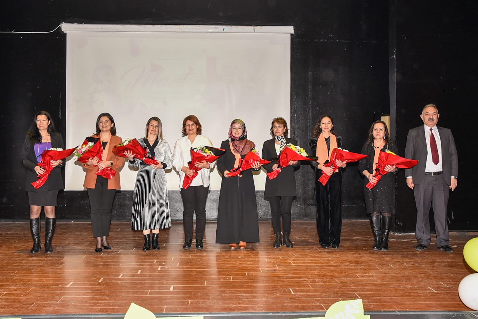 MENEMEN’DE KADINLARIN GÜNÜ 9 Kadinlar Gunu 3
