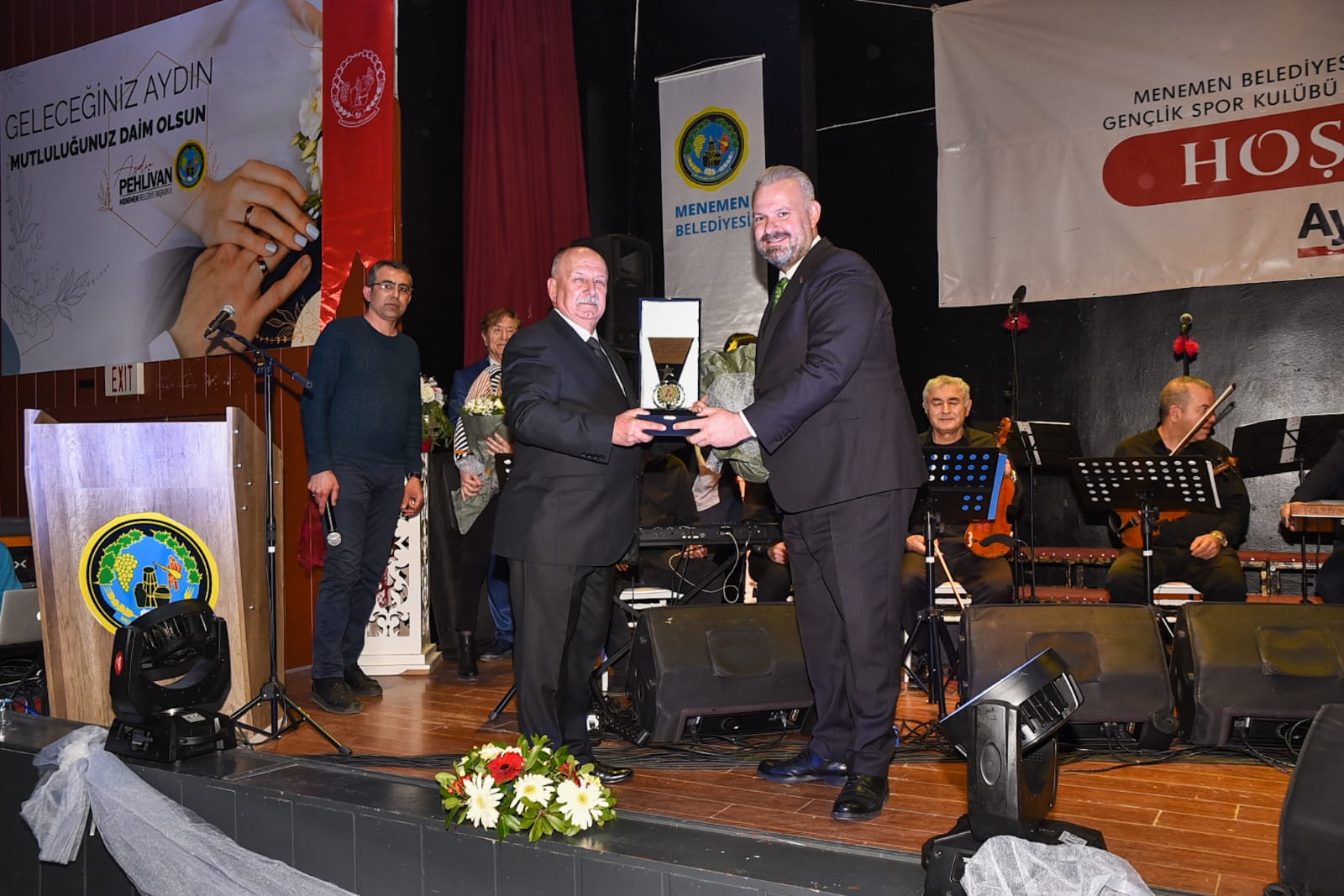 MENEMEN’DE TÜRK SANAT MÜZİĞİ GECESİ "ŞARKILAR MAZİYE GÖTÜRDÜ" 2 Turk Sanat Muzigi Konseri 8