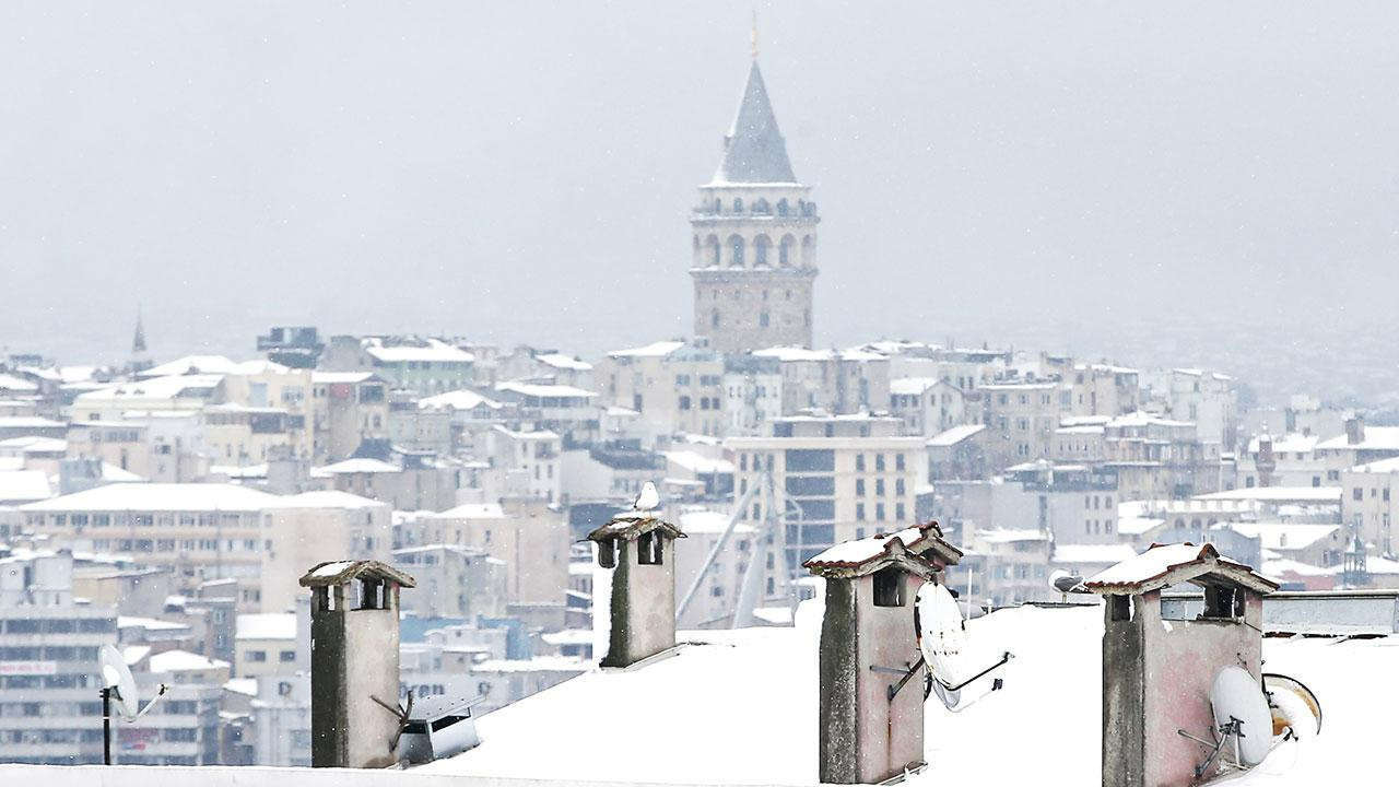 İstanbul’da 18 Mart Cuma günü eğitime kar engeli! Valilik duyurdu