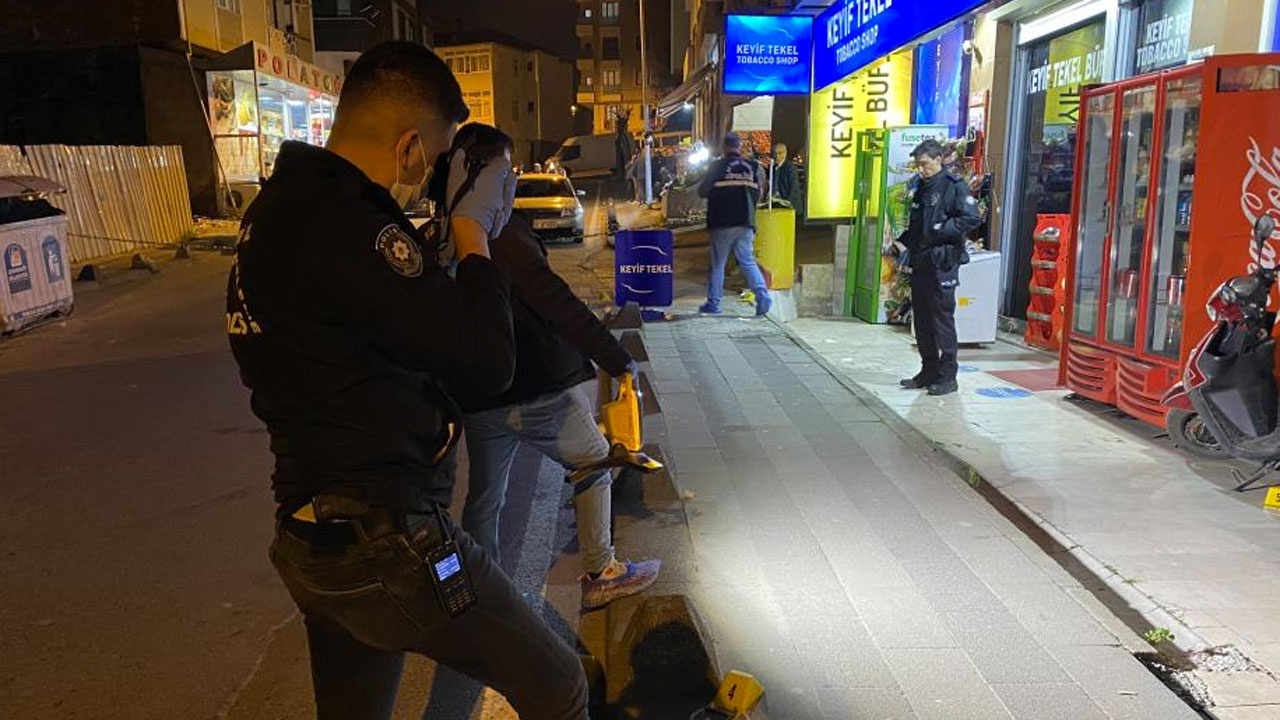 Çekmeköy’de tekel bayi önünde silahlı çatışma 30-40 el ateş edildi