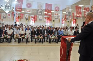 MHP MENEMEN İLÇE TEŞKİLATINA GÜÇLÜ KADROSUYLA YENİ BAŞKAN 1 DSC 1512