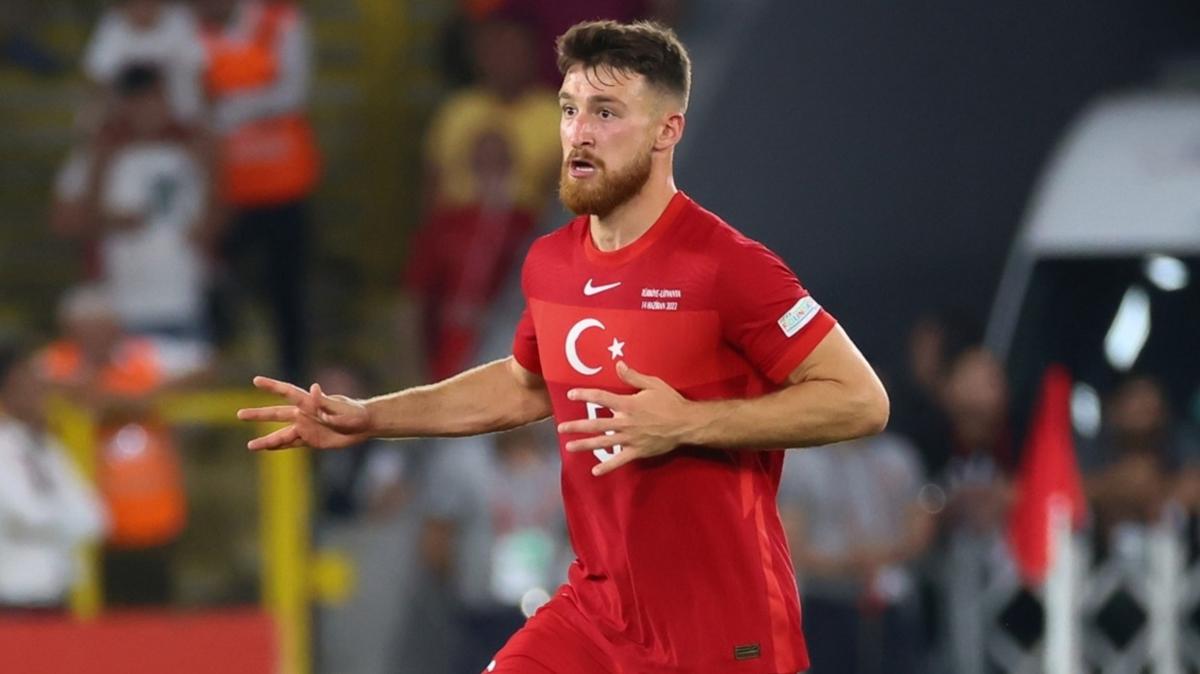 Milli takımdayken evi yandı
