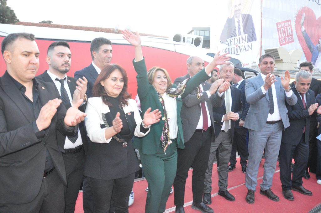 CHP'den Güç Birliği Deniz Karakurt Hızlı Başladı 8 DSC 0079