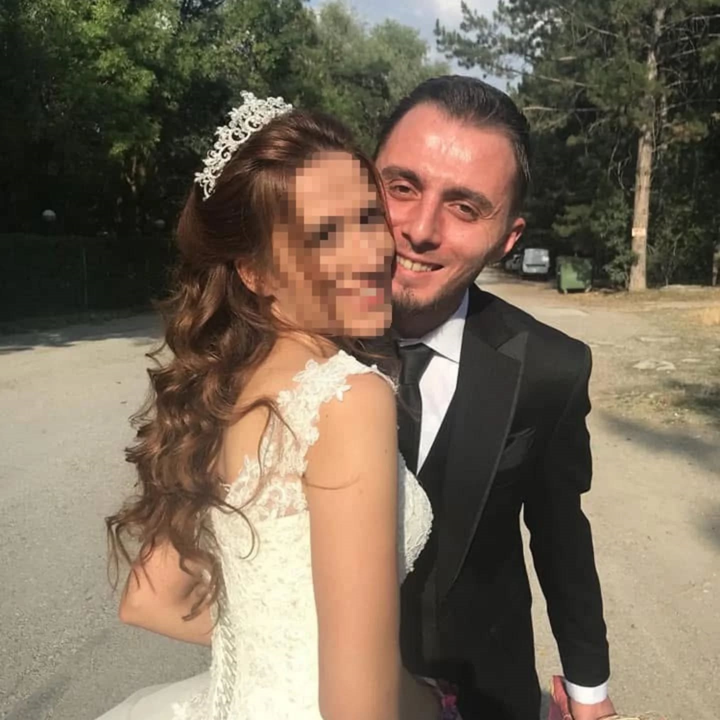 Menemen’de Düğün Salonunda Facia: Doktor Hayatını Kaybetti, Eşi Ağır Yaralı